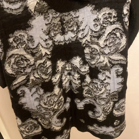 Free People sweater - Picture 9 of 11